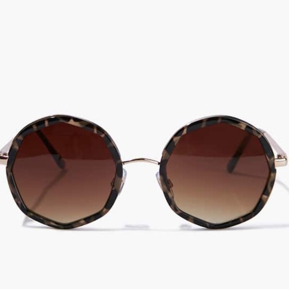 F21 Rounded sunglasses - Picture 2 of 3